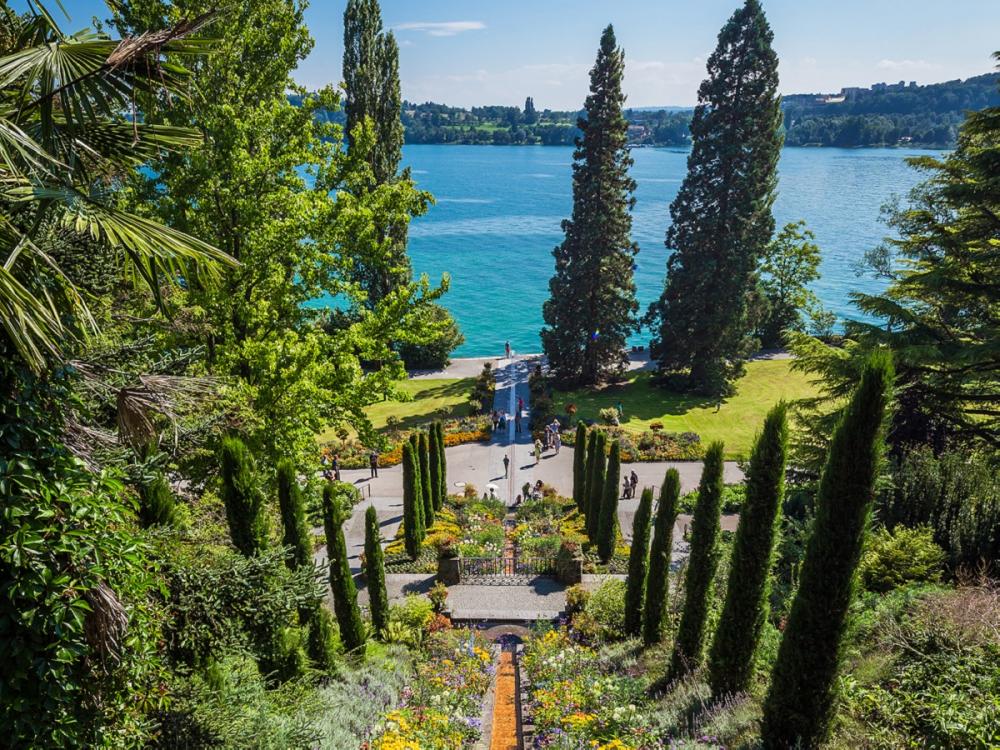 Image Brochure Lake Constance Gardens